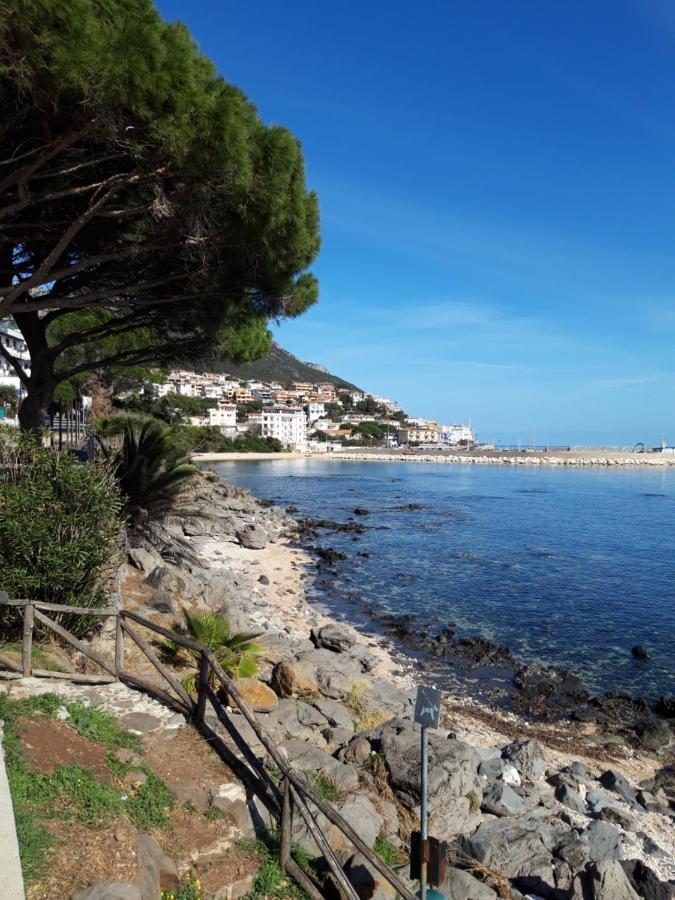 Appartamento Millelire Cala Gonone Exterior photo